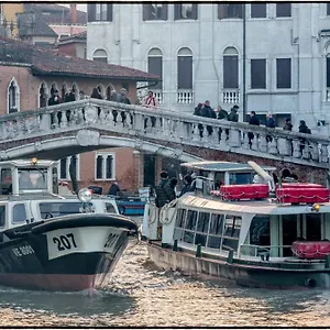 Apartamento Ca Marga Cannaregio - Venetian Style 2 Bedroom, Venecia
